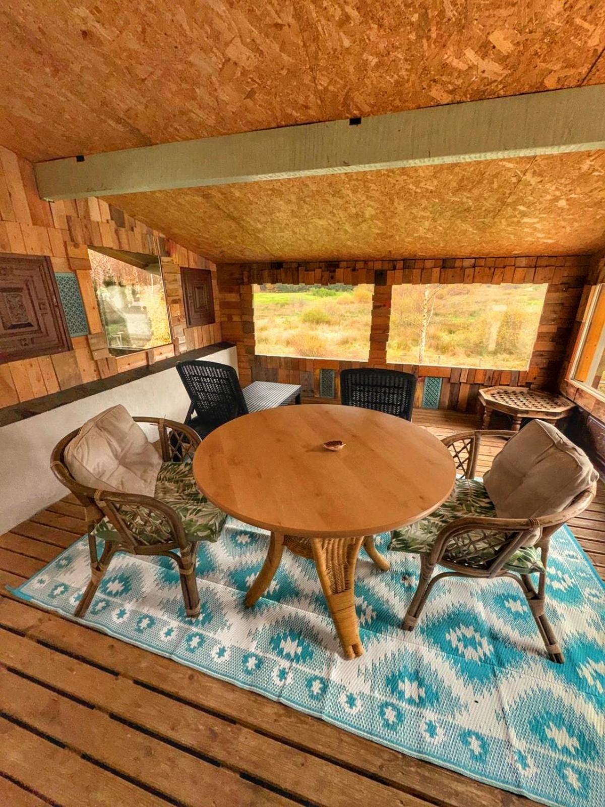 L'Échappée belle à l'Étang d'Anty -appartement Saint-Nabord Quarto foto